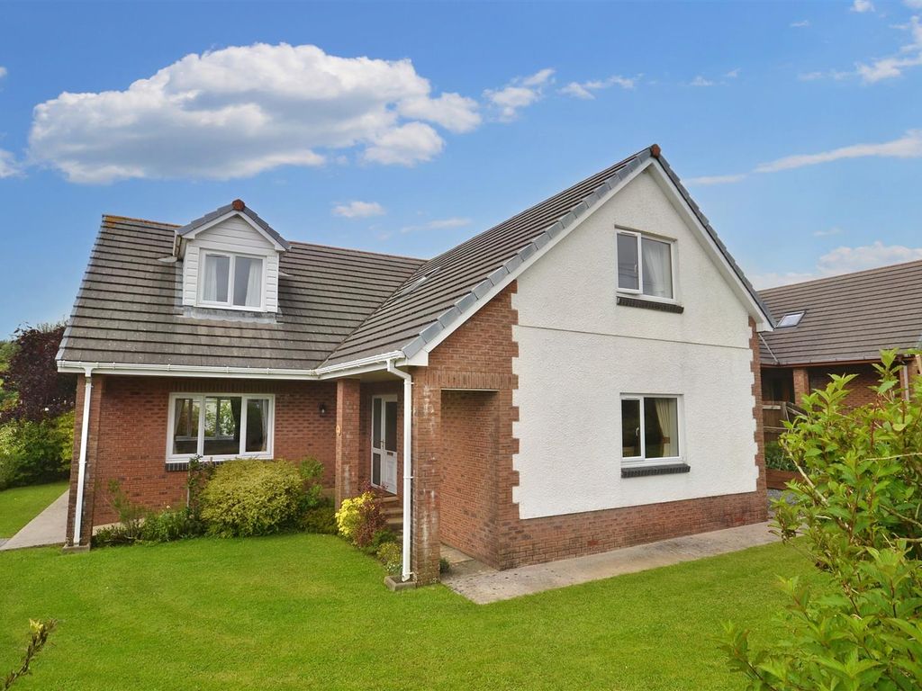 3 bed detached bungalow for sale in BroHedydd, Four Roads, Kidwelly