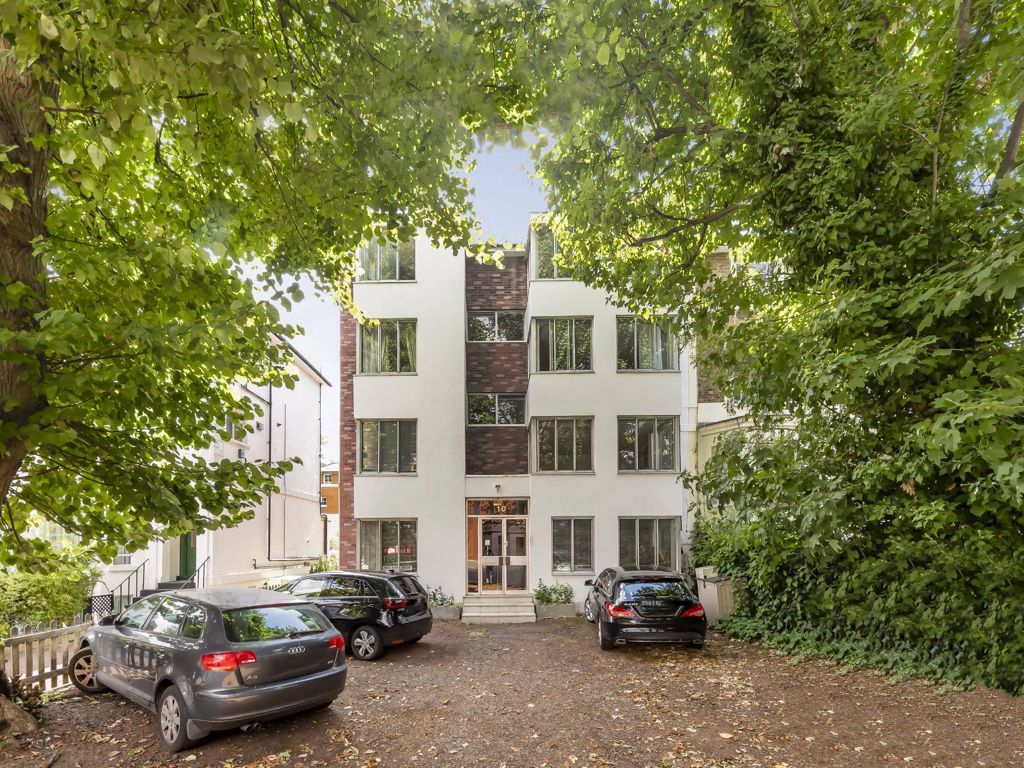 Swains Lane London N6