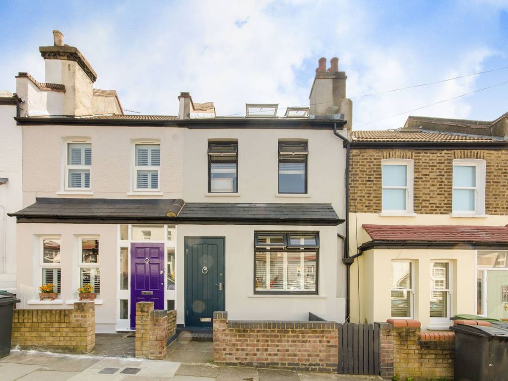 3 bed property to rent in Ringslade Road, Wood Green, London N22 Zoopla