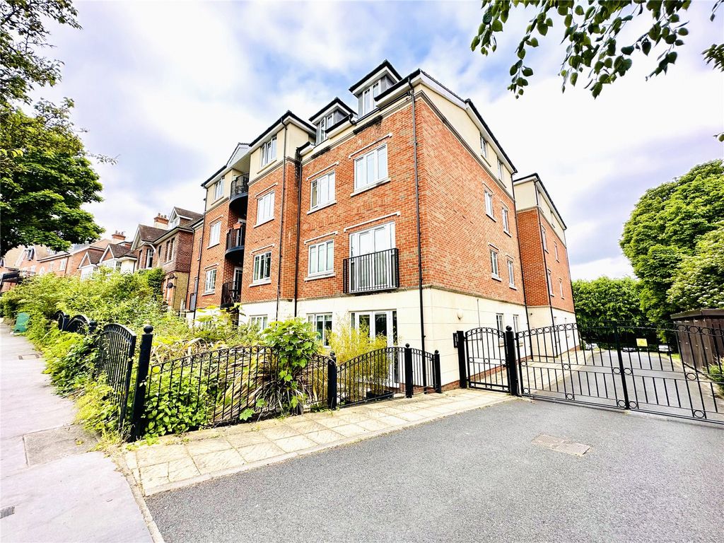 2 bed flat for sale in Normanton Road, South Croydon CR2 Zoopla