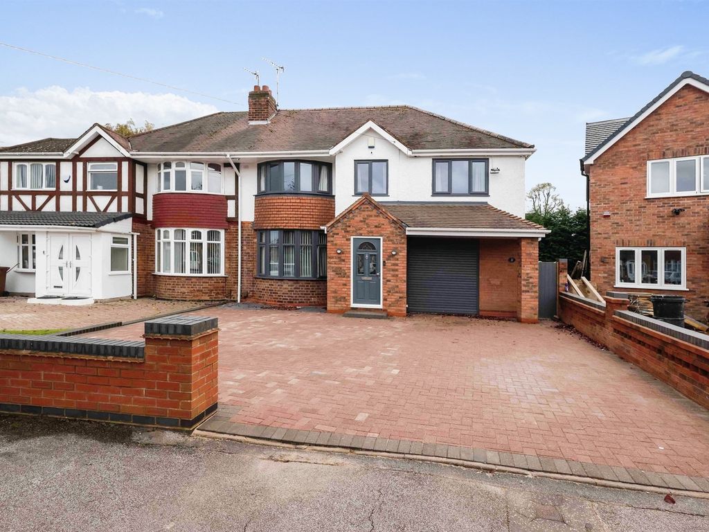 Wells Green Road Solihull B92  