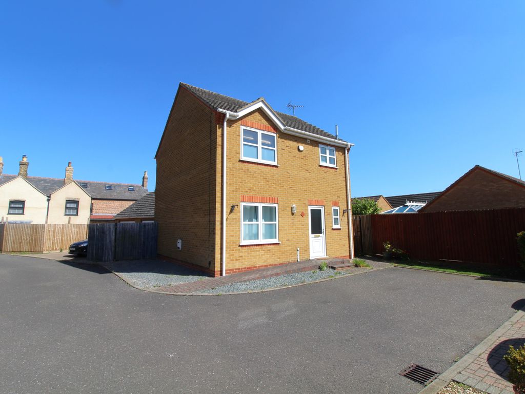 3 bed detached house for sale in Picketts Close, Whittlesey