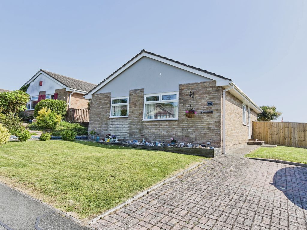 3 bed bungalow for sale in Hefford Road, East Cowes, Isle Of Wight PO32