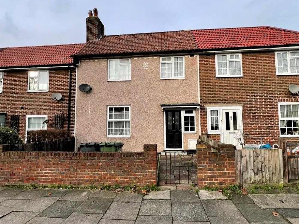 2 bed terraced house for sale in Downham Way, Bromley BR1 Zoopla