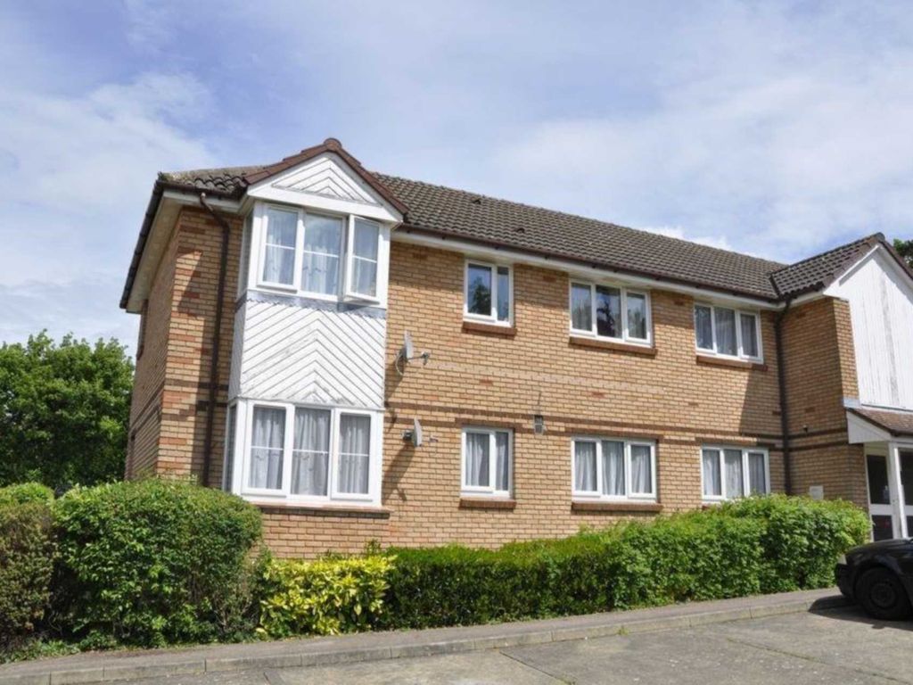 2 bed flat for sale in Bornedene, Potters Bar EN6 Zoopla