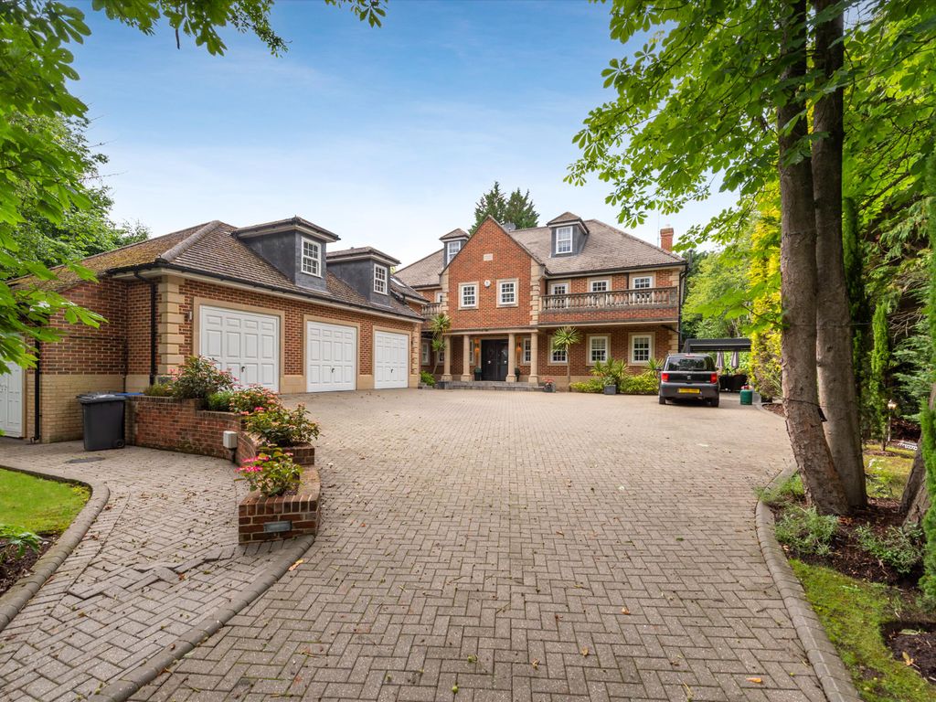 6 bed detached house for sale in Heath Rise, Virginia Water, Surrey