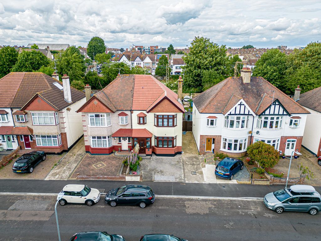 3 bed semidetached house for sale in Ambleside Drive, SouthendOnSea