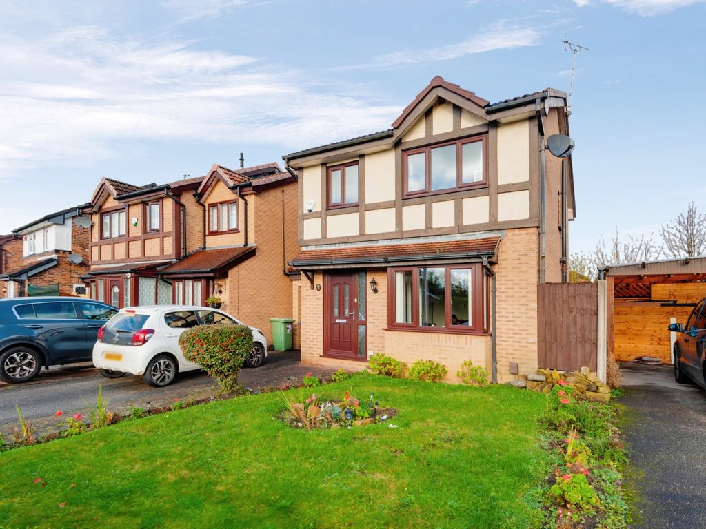 3 bed detached house for sale in Ravenfield Drive, Widnes, Cheshire WA8