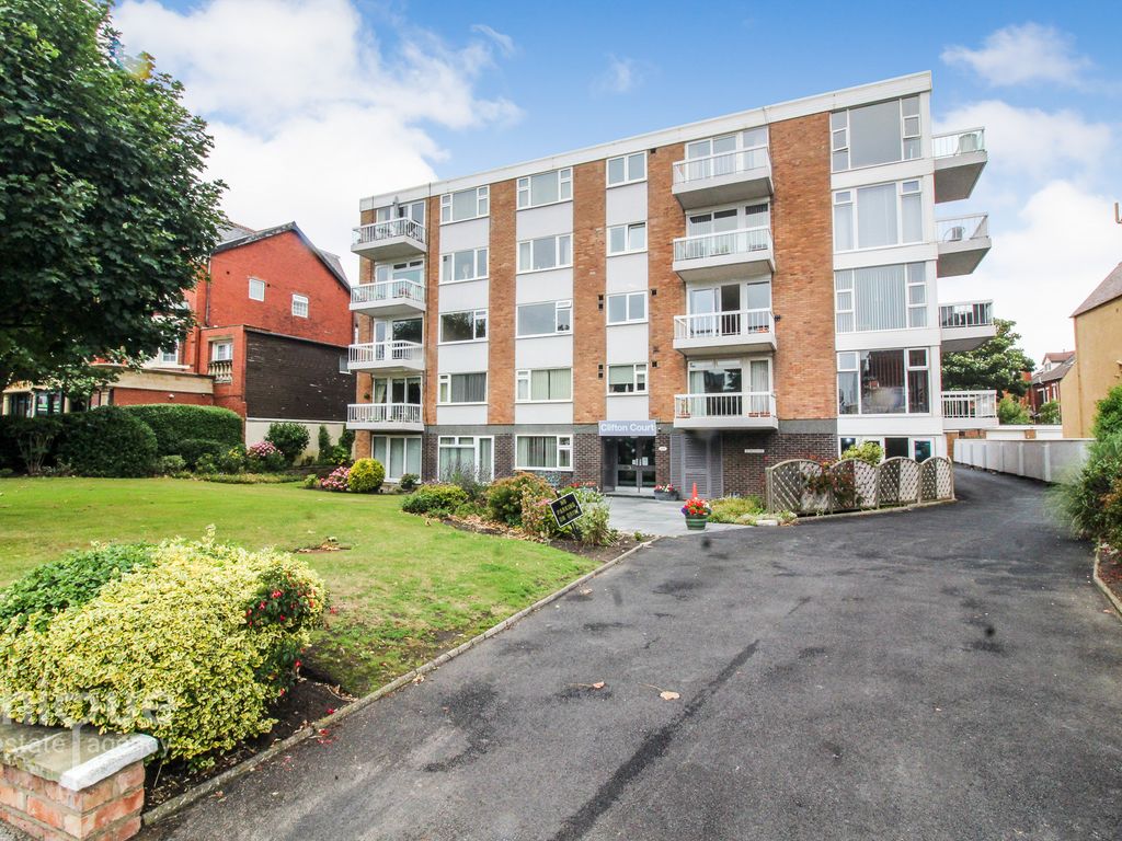 3 bed flat for sale in 297 Clifton Drive South, Lytham St. Annes FY8