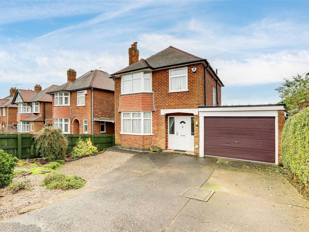 3 bed detached house for sale in Coppice Road, Arnold, Nottinghamshire