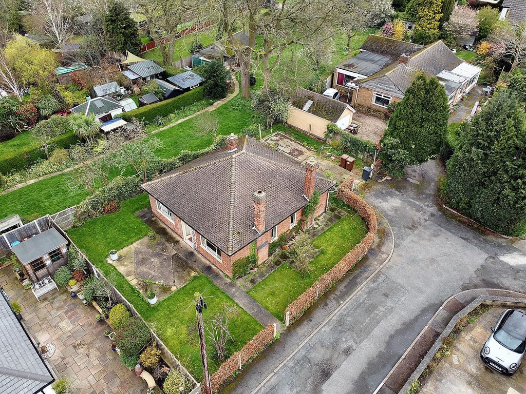 2 bed detached bungalow for sale in Maylands Avenue, Breaston, Derby