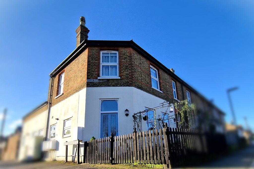 2 bed terraced house for sale in Chesterfield Road, Ashford TW15, £