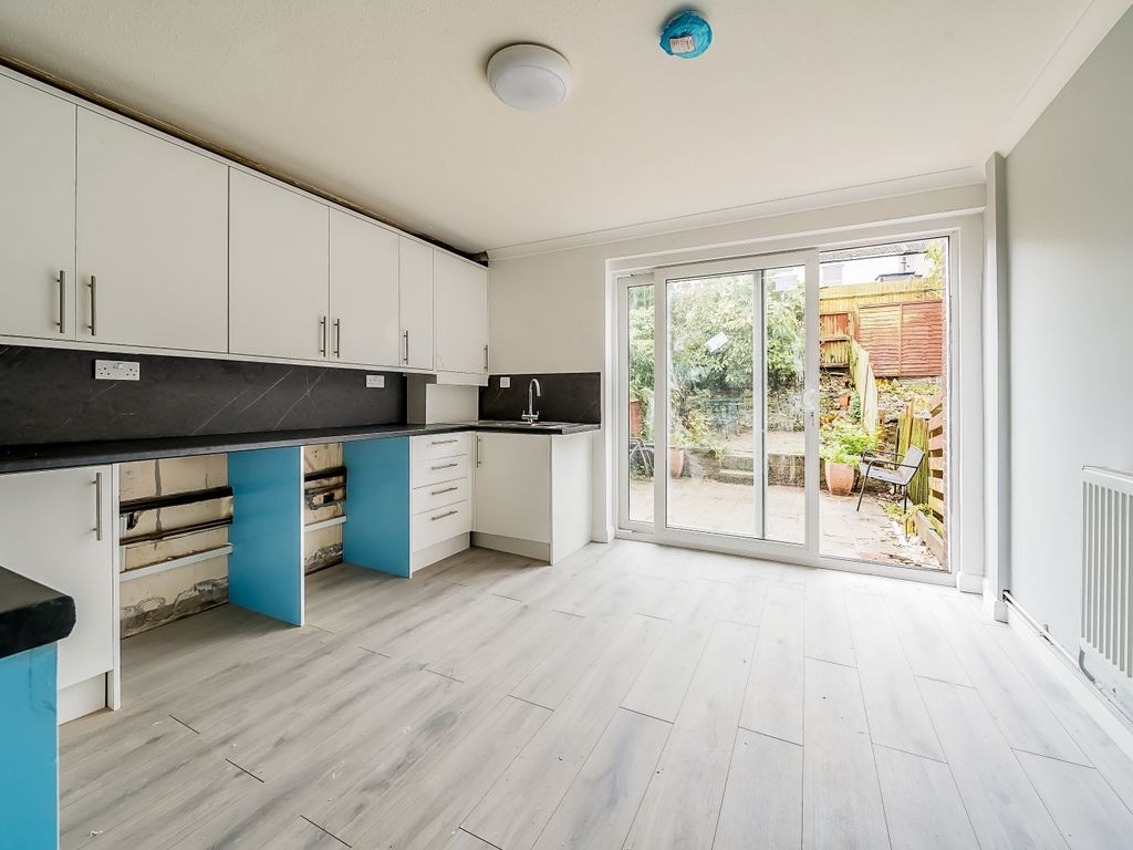 3 bed town house to rent in Invicta Close, Chislehurst BR7, £2,100 pcm