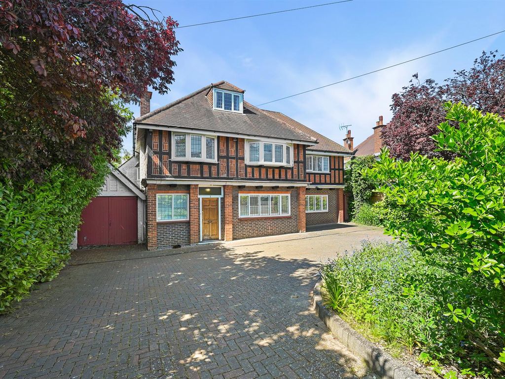 6 bed detached house for sale in Arundel Road, Cheam, Sutton SM2 Zoopla