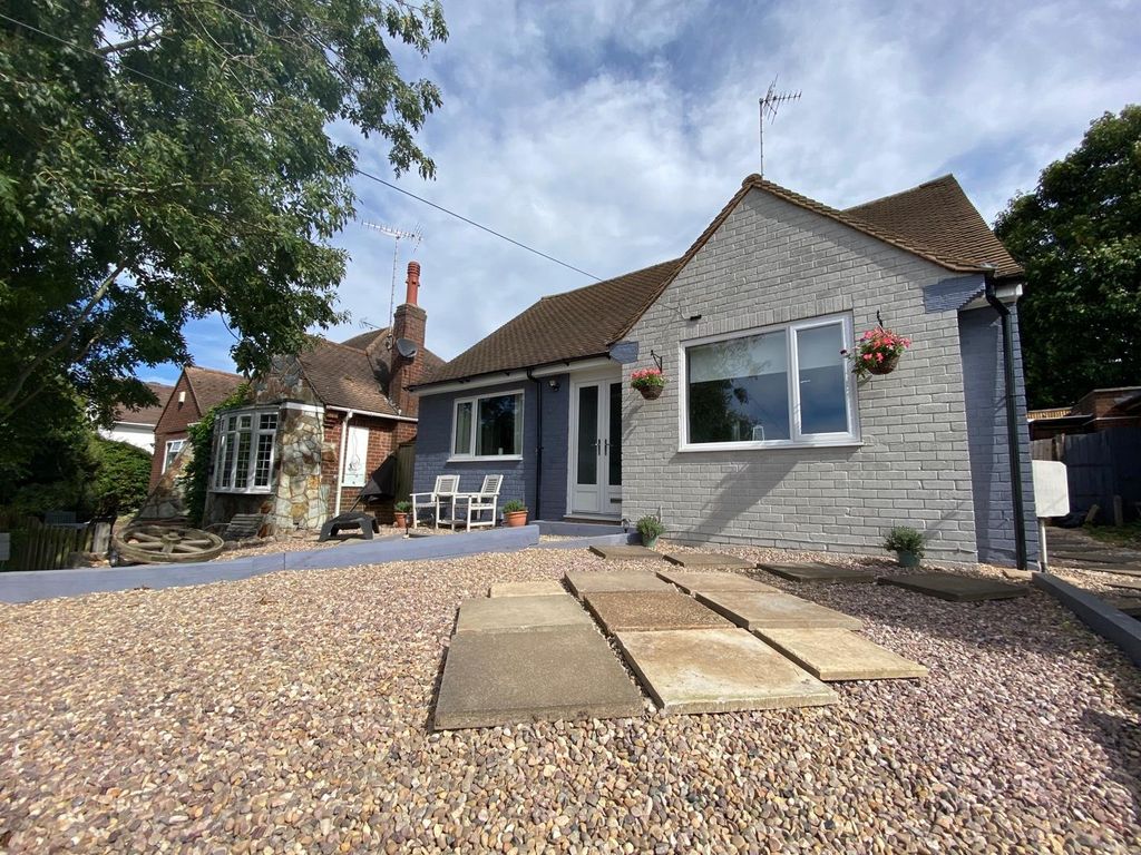 2 bed detached bungalow for sale in Anstey Lane, Leicester LE4 Zoopla