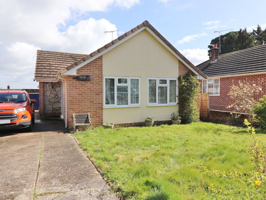 3 bed detached bungalow for sale in Woodside Way, Hedge End SO30 Zoopla