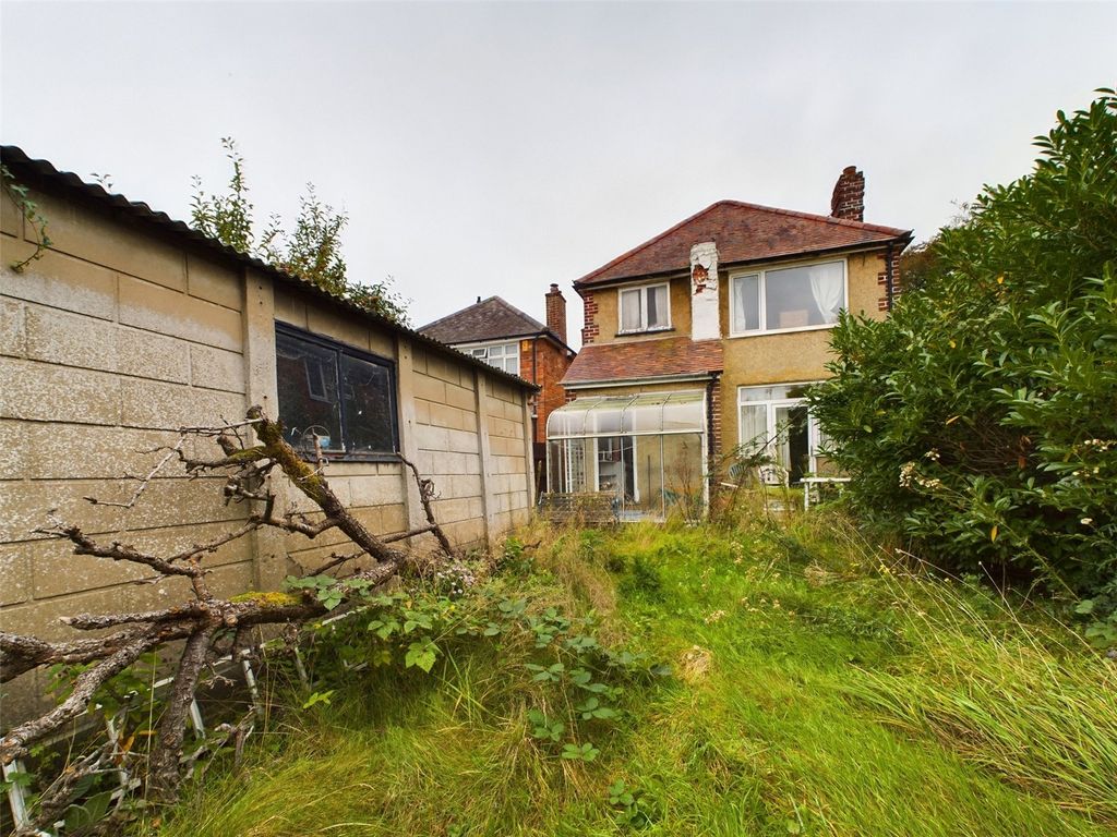 3 bed detached house for sale in Ermin Street, Brockworth, Gloucester