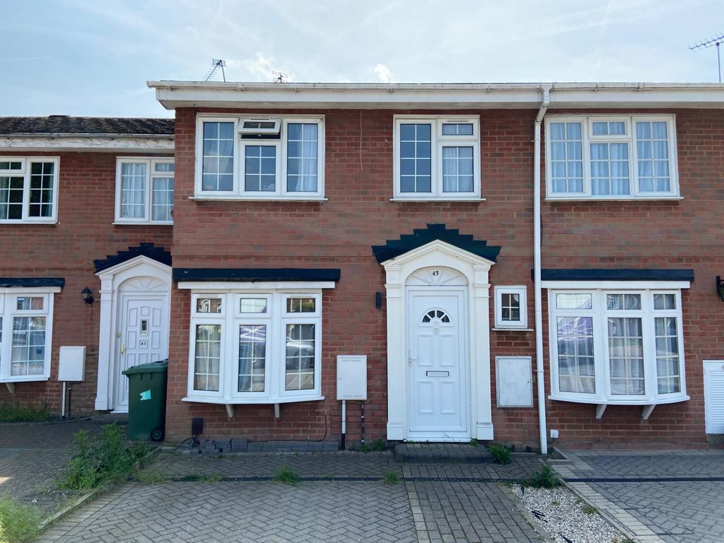 3 bed terraced house for sale in Verwood Road, Harrow HA2, £580,000