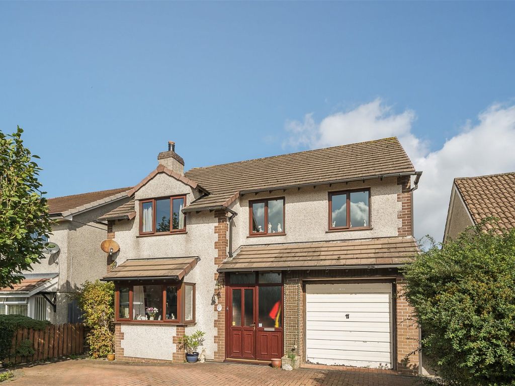 4 bed detached house for sale in Fowey Crescent, Callington PL17, £340,000 Zoopla