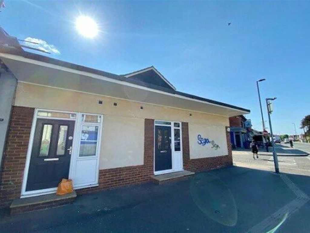 Studio to rent in Shirley Road, Shirley, Southampton SO15, £695 pcm