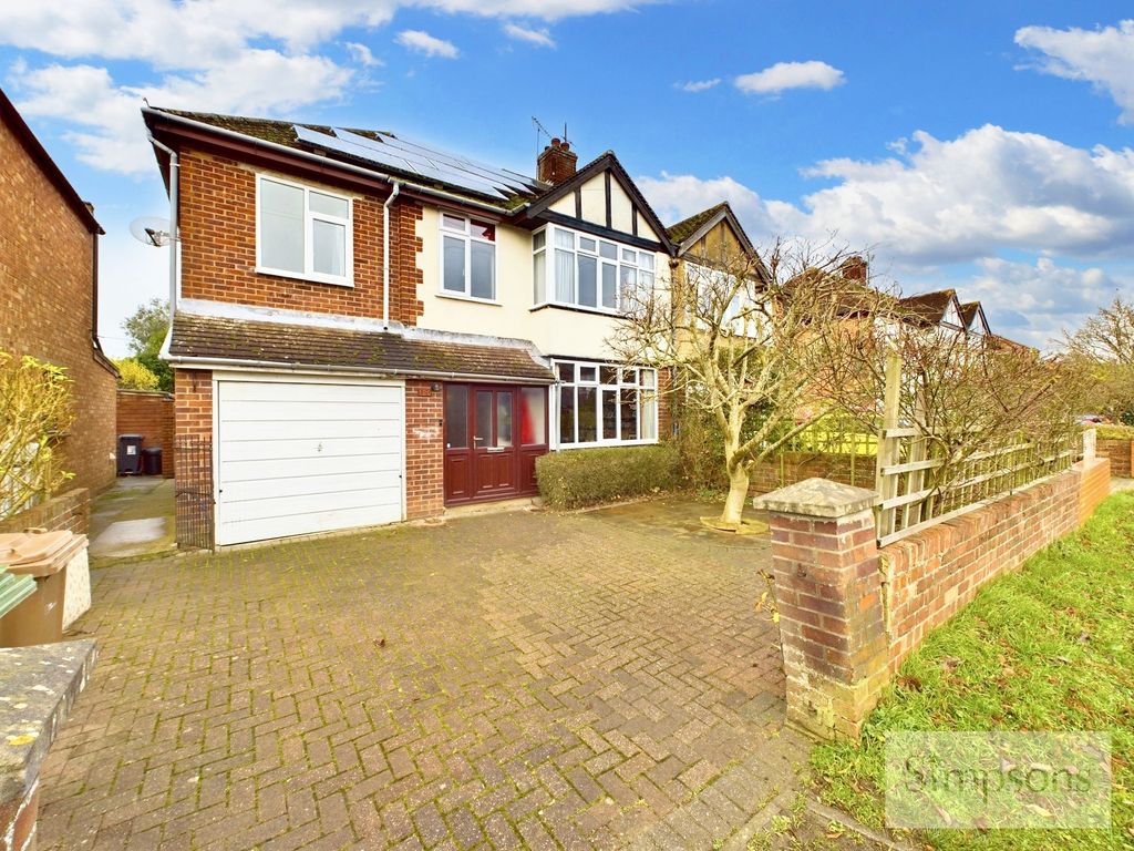 4 bed semidetached house for sale in South Avenue, Abingdon OX14, £