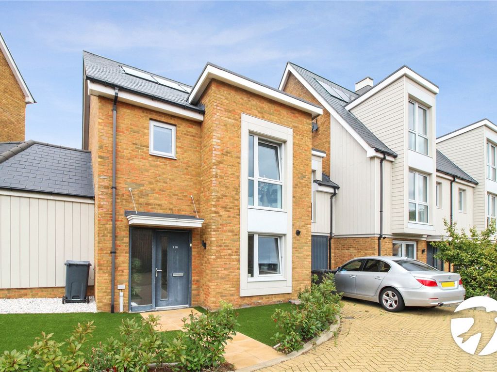 3 bed end terrace house to rent in Castleridge Drive, Greenhithe, Kent