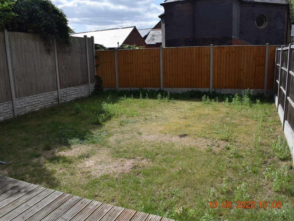 4 bed town house to rent in Lucerne Close, Coventry CV2, £1,350 pcm