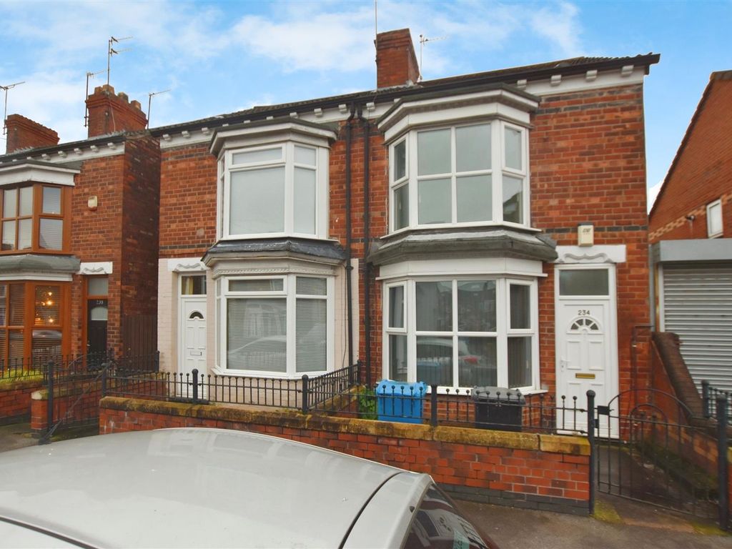 2 bed terraced house for sale in De La Pole Avenue, Hull HU3, £86,500
