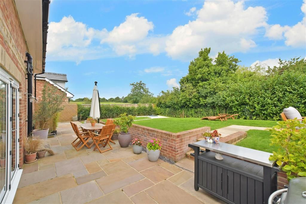 4 bed detached house for sale in Deauville Avenue, Cowes, Isle Of Wight