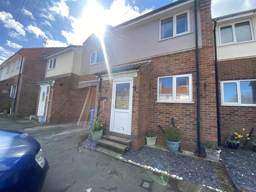 3 bed terraced house for sale in Main Street, Cayton, Scarborough YO11