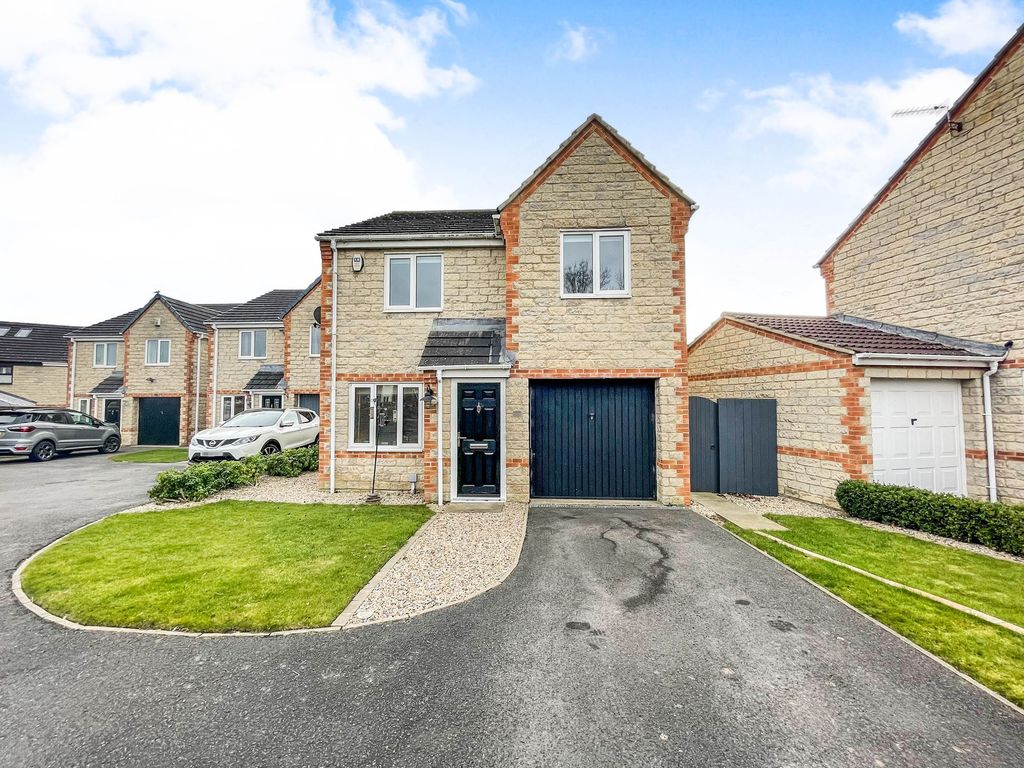 3 bed detached house for sale in Ashtree Close, Newton Aycliffe DL5, £