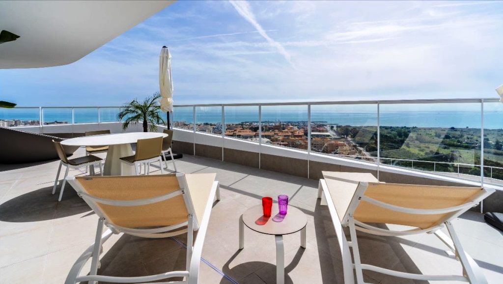 3 bed apartment for sale in Valencia, Spain Zoopla