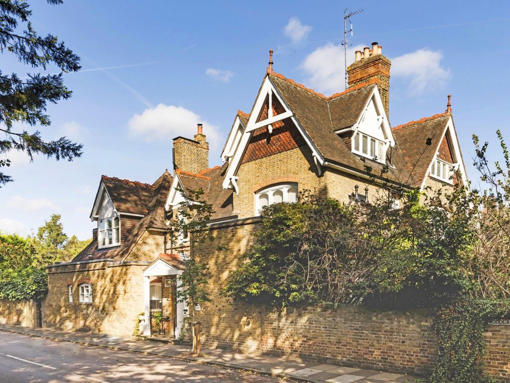 7 bed detached house for sale in Vine Road, Barnes, London SW13 Zoopla