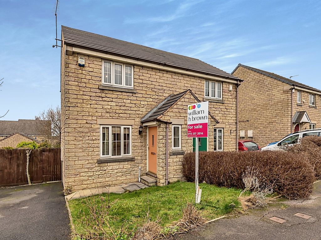 2 bed semidetached house for sale in Kirkdale Way, Tong, Bradford BD4