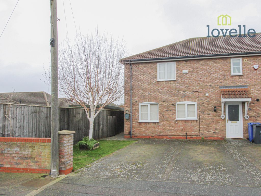 2 bed semidetached house for sale in Thirlmere Avenue, Scartho