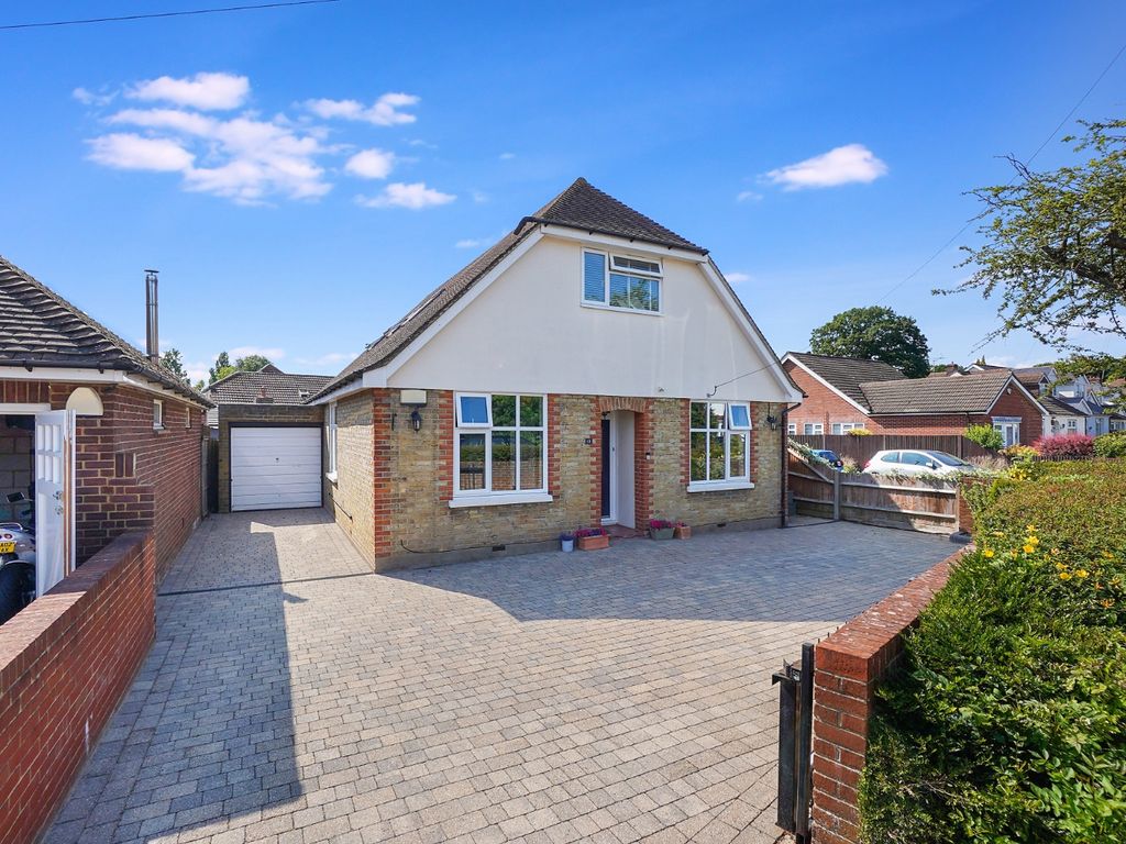 5 bed detached house for sale in Springvale, Rainham, Gillingham ME8