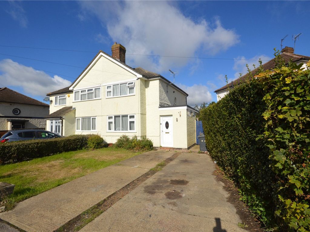 Whitefield Avenue Luton Bedfordshire LU3  