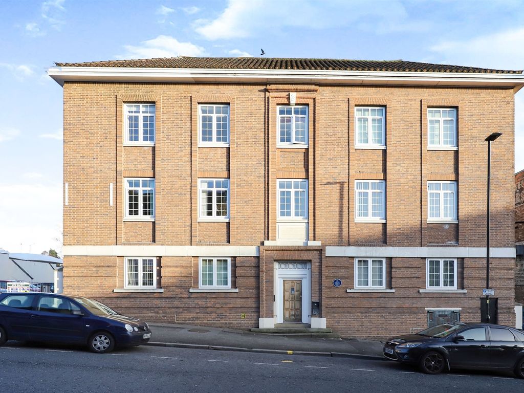 2 bed flat for sale in Blackwell Street, Kidderminster DY10 Zoopla