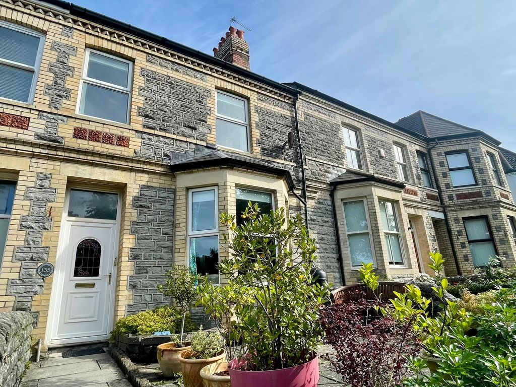5 bed terraced house for sale in Windsor Road, Penarth, South