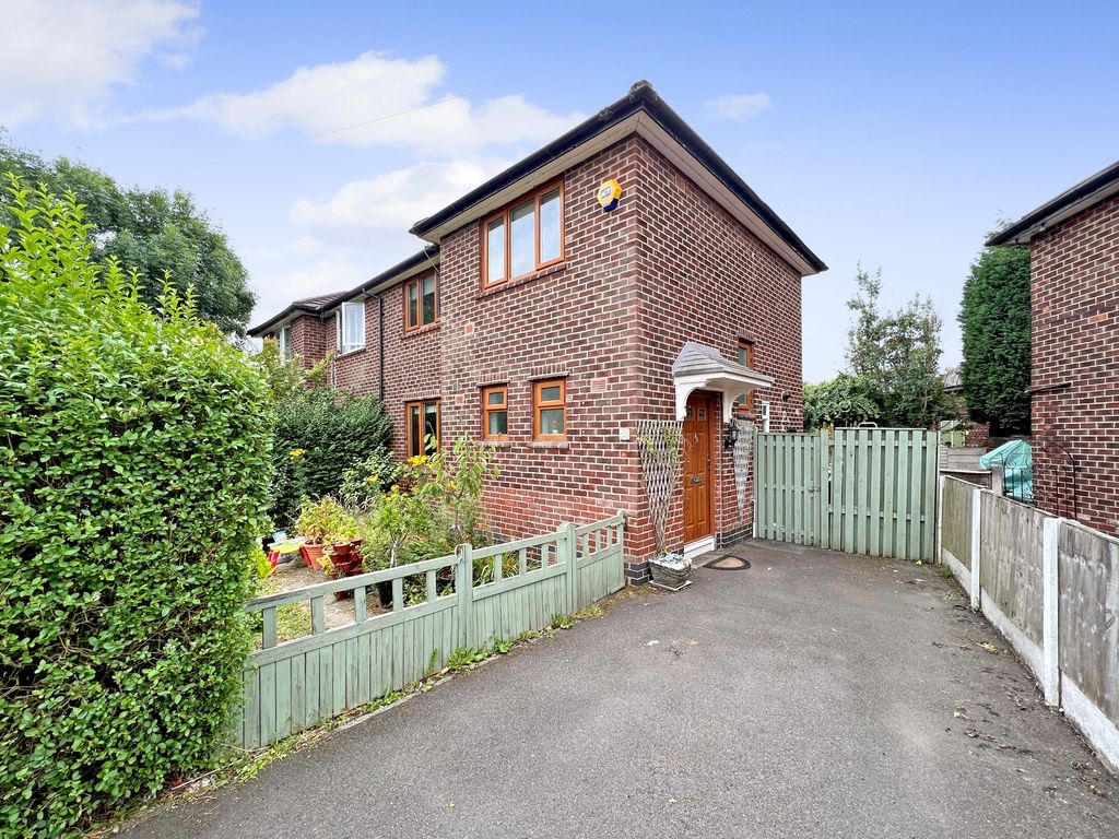 3 bed semidetached house for sale in Ryder Brow Road, Gorton