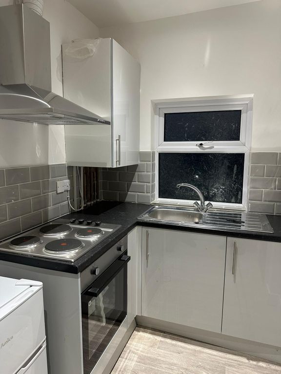 1 bed flat to rent in Hanover Street, Swansea SA1 Zoopla