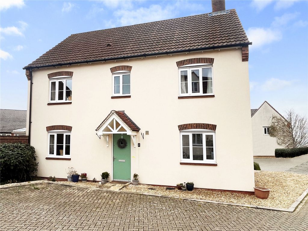 4 bed detached house for sale in Nightingale Way, Didcot, Oxfordshire