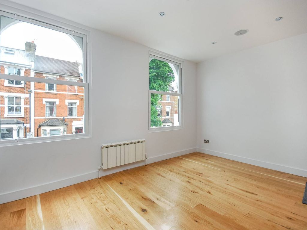 Avenell Road, Highbury, London N5