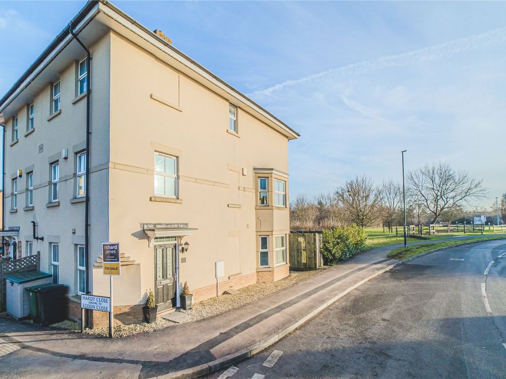 4 bed semidetached house for sale in Torun Way, Haydon End, Swindon SN25 Zoopla