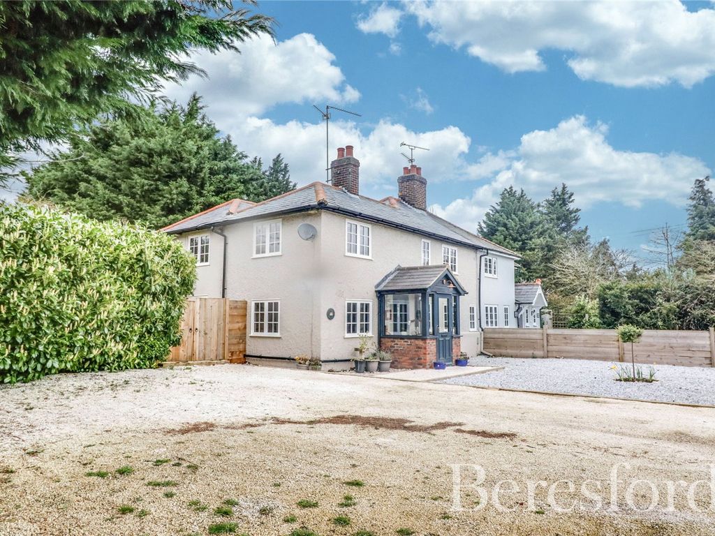 3 bed semidetached house for sale in Bardfield Road, Bardfield Saling