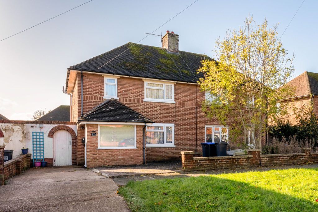2 bed semidetached house for sale in Williams Road, ShorehamBySea