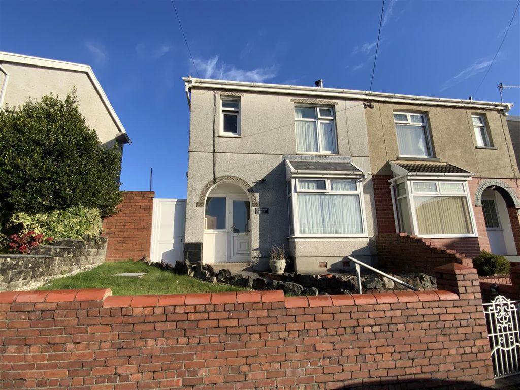 3 bed semidetached house for sale in Gelli Deg, Llanelli SA14 Zoopla