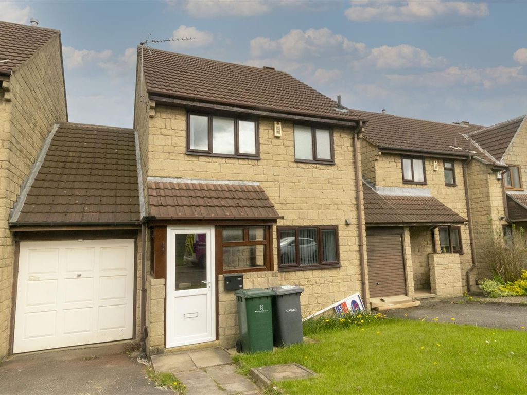 3 bed semidetached house to rent in Martindale Close, Bradford BD2