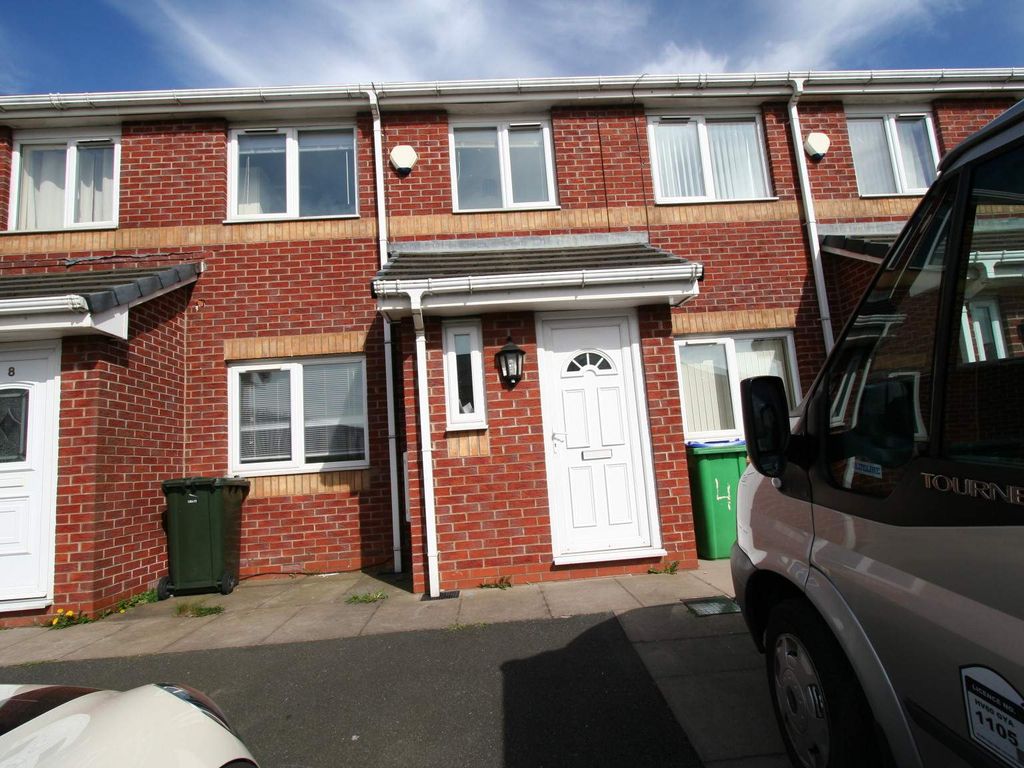 3 bed terraced house to rent in Worsley Place, Newbold, Rochdale OL16