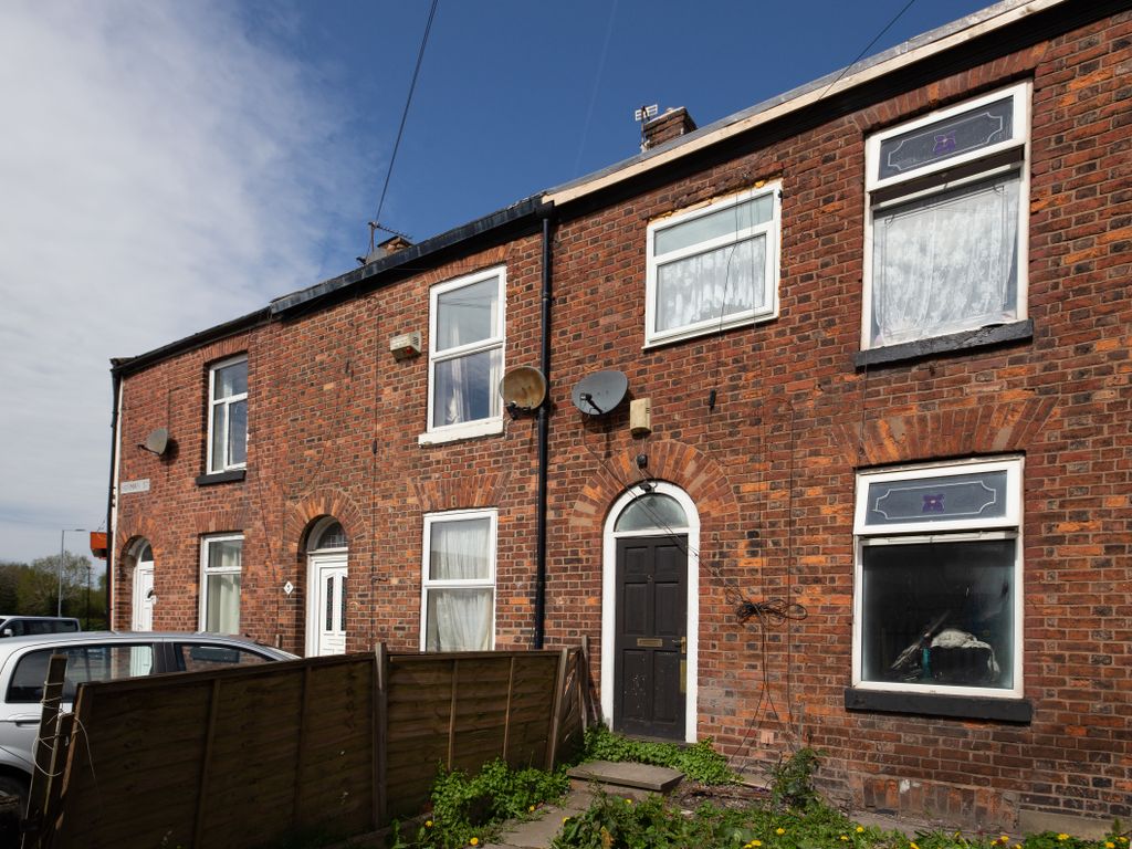 3 bed end terrace house for sale in Norman Street, Manchester M12, £